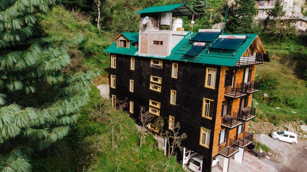 FabHotel Black Magic Manāli Exterior foto