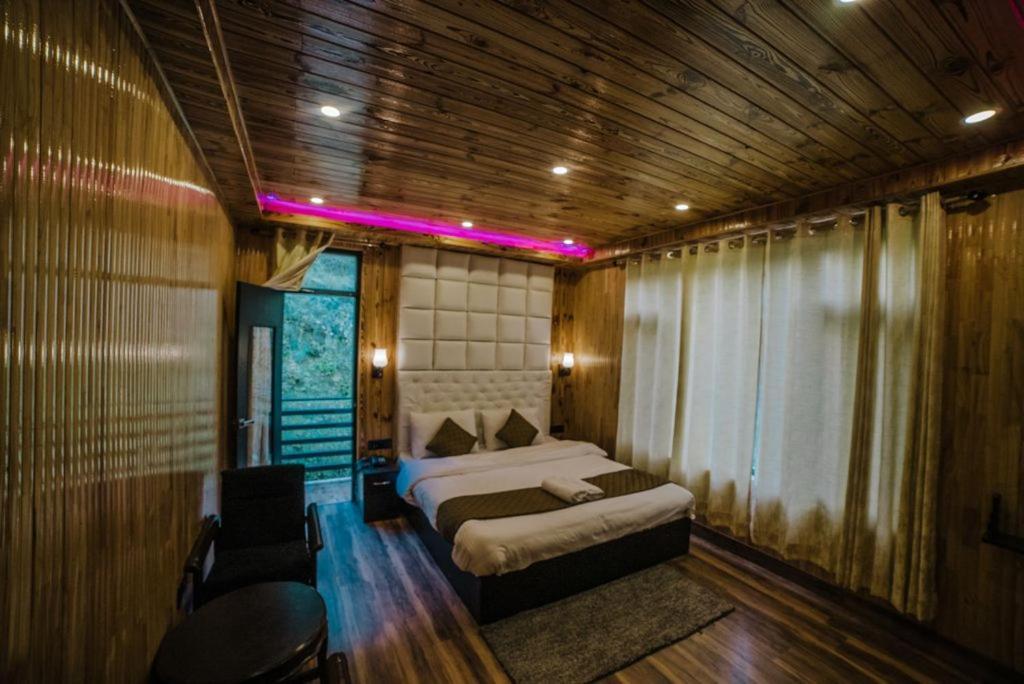 FabHotel Black Magic Manāli Exterior foto