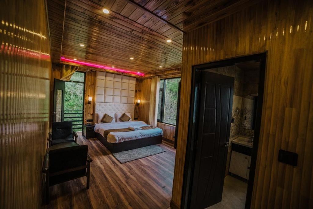 FabHotel Black Magic Manāli Exterior foto
